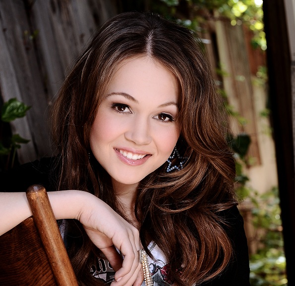 Kelli Berglund Pics