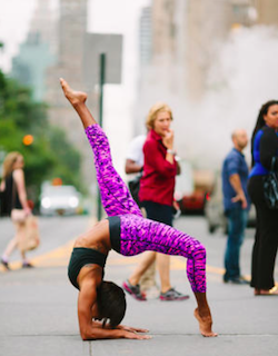 Chelsea Simone practicing yoga in NYC. Photo by Bizzy Armor Photography