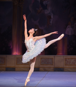 Lia Cirio in Mikko Nissinen's 'The Nutcracker'. Photo by Rosalie O'Connor.