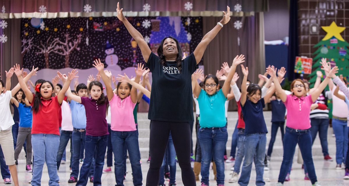 Lauren Anderson teaching during an Education and Community Engagement program. Photo by Amitava Sarkar, courtesy of Houston Ballet