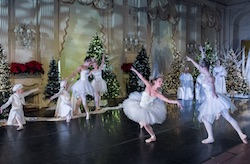 Island Moving Company in 'The Nutcracker at Rosecliff'. Photo courtesy of IMC.