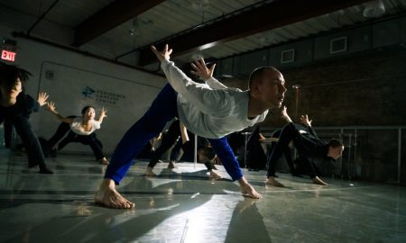 Jon Ole Olstad leads his contemporary class at Peridance Capezio Center. Photo by Amy Gardner.