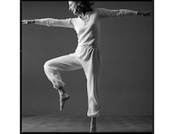 Trisha Brown. Photo by Lois Greenfield.