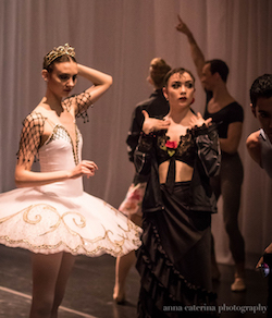 ADC|IBC 2017 Senior Division Grand Prize Winner Shaelynn Estrada, right, backstage before the Awards Gala. Photo by Anna Caterina Photography.