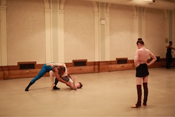 Sheena Annalise (right) with dancers of Arch Contemporary Ballet. Photo by Noel Valero.