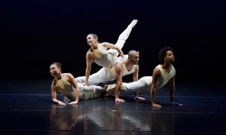 'Sextet', Carolyn Dorfman Dance. Photo by Christopher Duggan