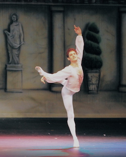 Barry Kerollis in 'The Nutcracker'. Photo by Glenn Mata.