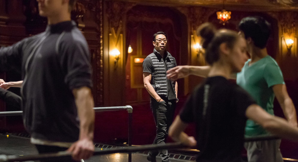 Edwaard Liang teaching. Photo by Jennifer Zmuda.