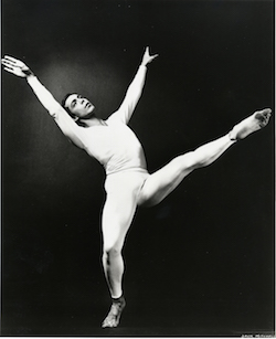 Paul Taylor in 'Aureole'. Photo courtesy of the Paul Taylor Dance Foundation Archives.