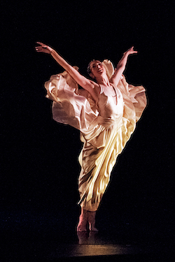 Kimberly Giannelli. Photo by Nico Malvadi, Ballets with a Twist.