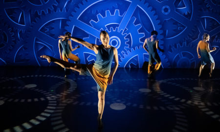 Amanda Selwyn Dance Theatre in 'Hindsight'. Photo by Christopher Duggan.