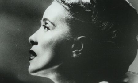 Martha Graham in 'Hérodiade'. Photo by Cris Alexander, circa 1944.