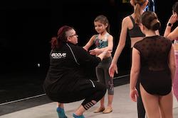 Rachel Brown teaching at Groove Dance Competition and Convention.