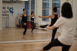 Alicia Kee teaching at PMT House of Dance. Photo by Ayelet Pasternak.