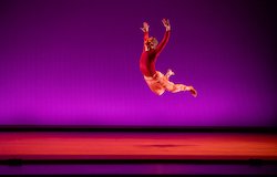 Elliot Hammans of Hubbard Street Dance Chicago in Rena Butler's 'This, That, and the Third'. Photo by Cheryl Mann.