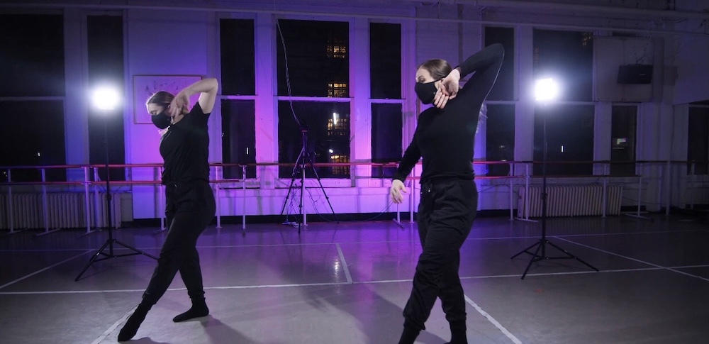 Emily Bufferd (left) teaching at Steps on Broadway. Photo courtesy of Steps.