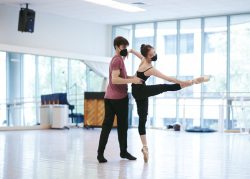 San Francisco Ballet School students rehearse for the upcoming Virtual Festival. Photo by Erik Tomasson.