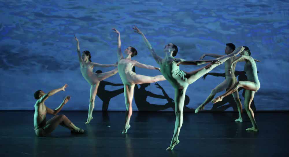 Felice Lesser Dance Theater in 'Lightning'. Photo by Gerry Goodstein, background video by Felice Lesser.