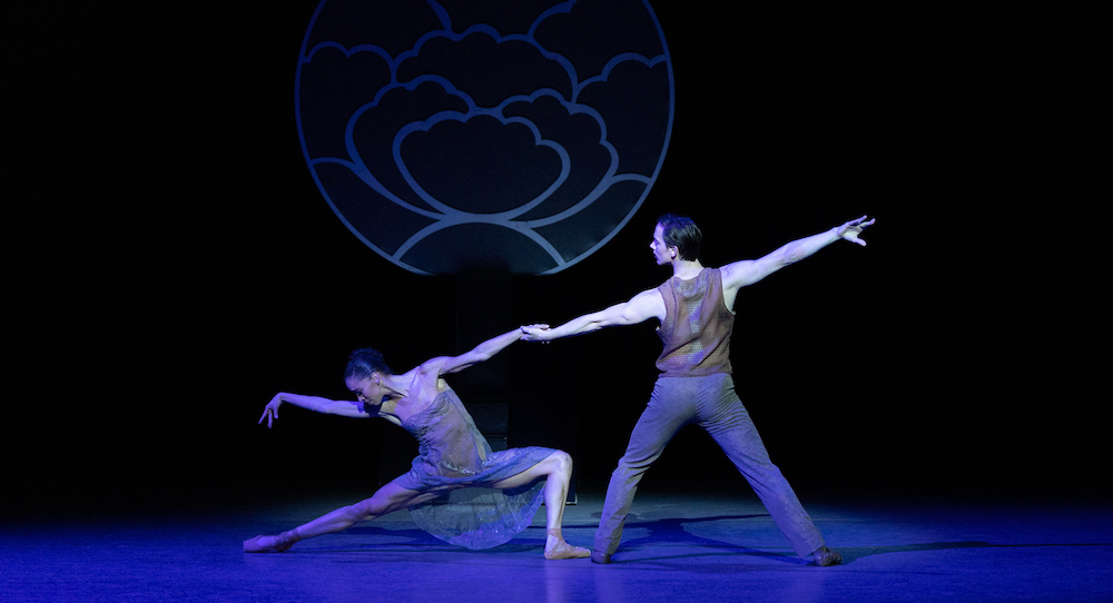 Chyrstyn Fentroy and Paul Craig in Helen Pickett's '月夜 Tsukiyo'. Photo by Rosalie O'Connor, courtesy of Boston Ballet.
