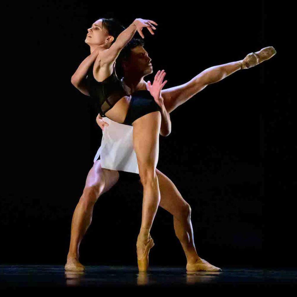 Complexions' Tatiana Melendez and Miguel Solano in Francesca Harper's 'System'. Photo by Nina Wurtzel.