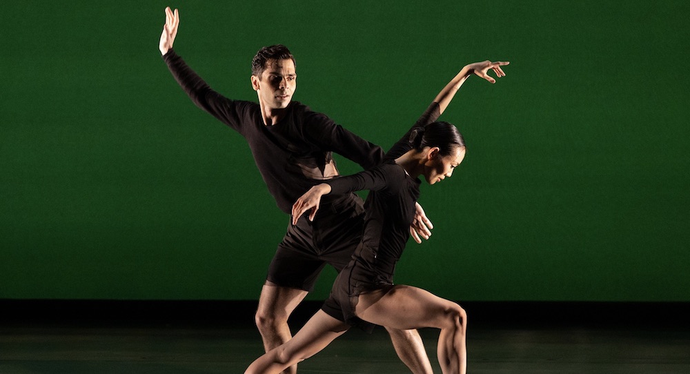 American Repertory Ballet's Aldeir Monteiro and Ryoko Tanaka in Caili Quan's 'Circardia'. Photo by Rosalie O'Connor.