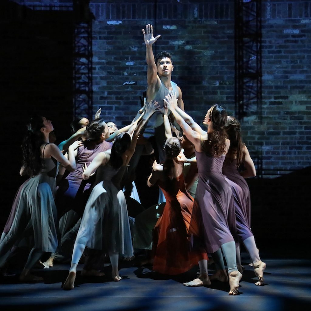 Buglisi Dance Theatre in 'Threads'. Photo by Kristin Lodoen.