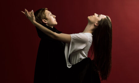 Avant Chamber Ballet dancers Diego Miranda and Kaila Bryant in 'Dracula'. Photo by Jordan Fraker.