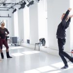 Henning Rübsam (far right) demonstrates a movement of his 'MONARCAS' to cast members Carmela Arcidi, Eriko Sugimura and Fernando Montaño. Photo by Hisae Aihara.