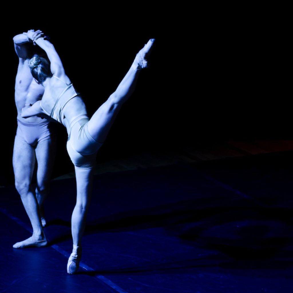 Kirsten Evans with Luis Ocaranza in 'Bones' by Lauren Lovette for Revolve Dance Project. Photo by Eli Berkowitz.
