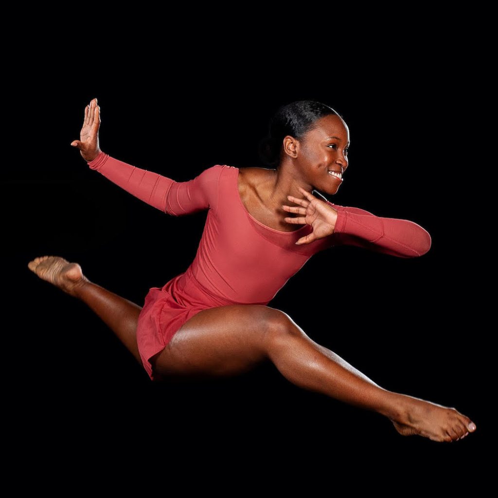 Mahalia Brookes of Jon Lehrer Dance Company. Photo by Kiesha Stephens.