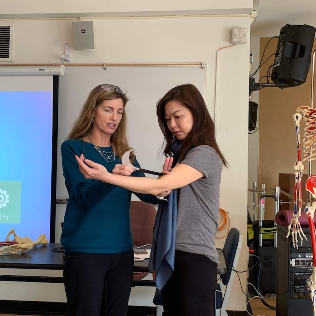 Hypermobility MD presents to RAD USA. Photo courtesy of Linda Bluestein.