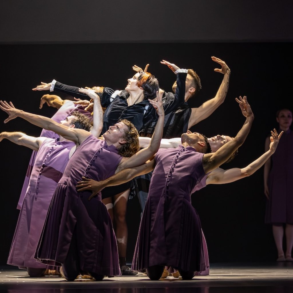 Scottish Ballet's Roseanna Leney (center) as Mary in Scottish Ballet’s 'Mary, Queen of Scots.' Photo by Andy Ross.