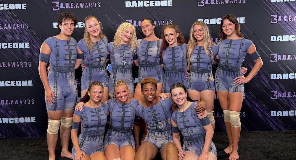 Isabella Lown's dancers at the 2026 A.C.E. Awards.